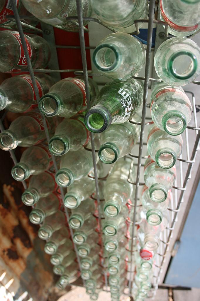 20081024 Route 66 045.jpg - Hackberry - Bottles